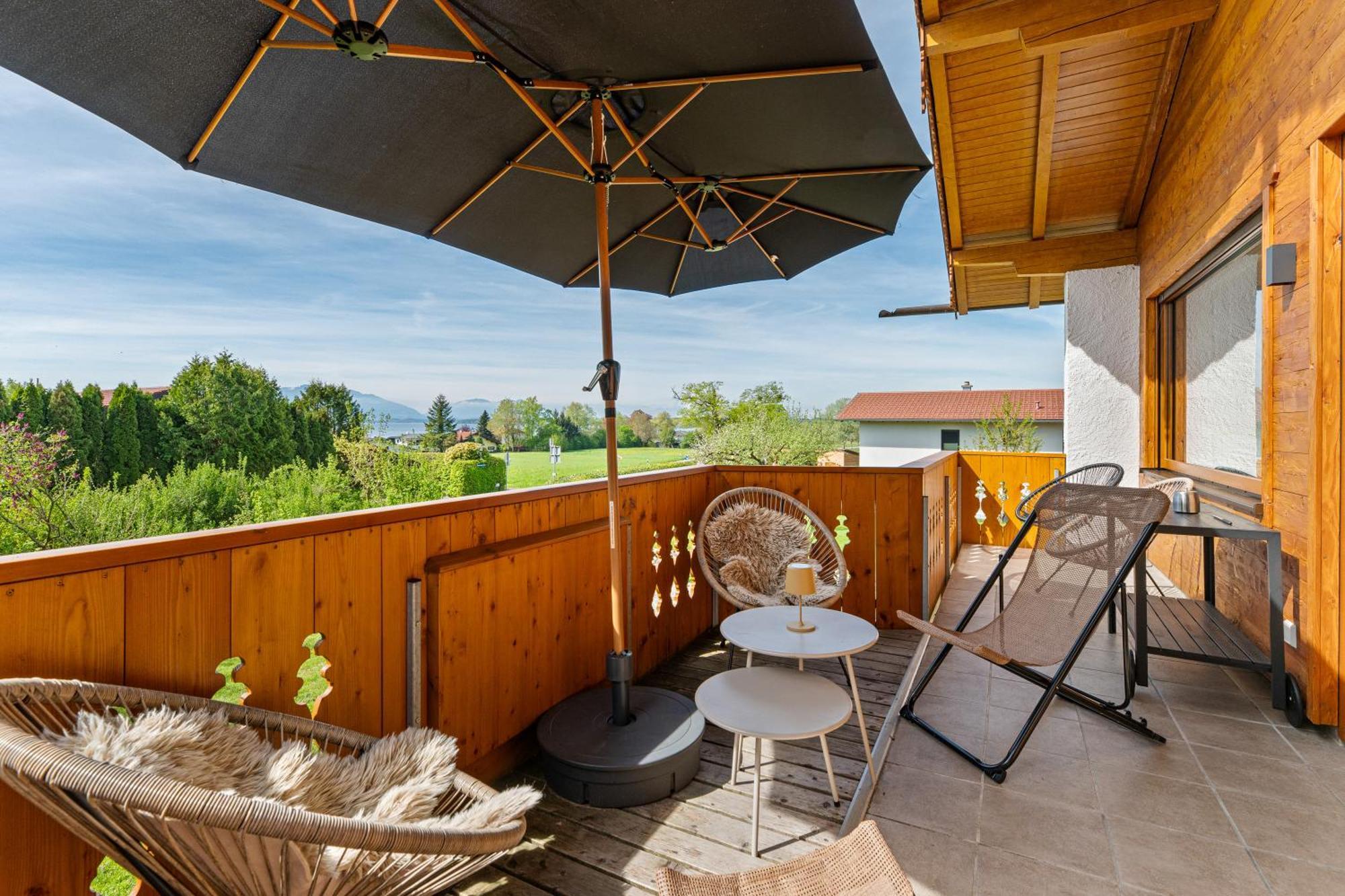 Chalet Am See - Seeblick Bergblick Modern Charmant Neu Seeon-Seebruck Exterior foto